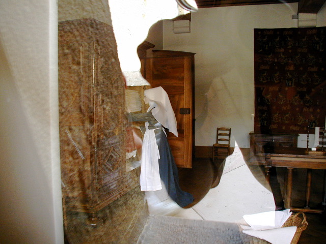 071HospiceDisplay1