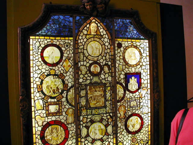 077StainedGlass