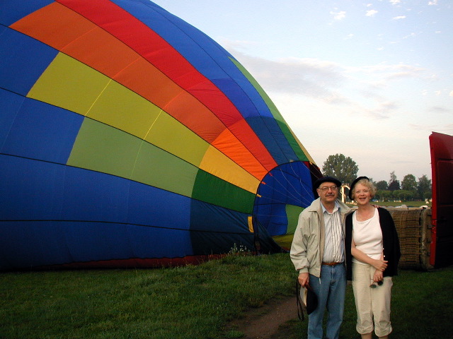 085SidMaryBaloon